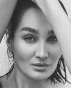 Albina G